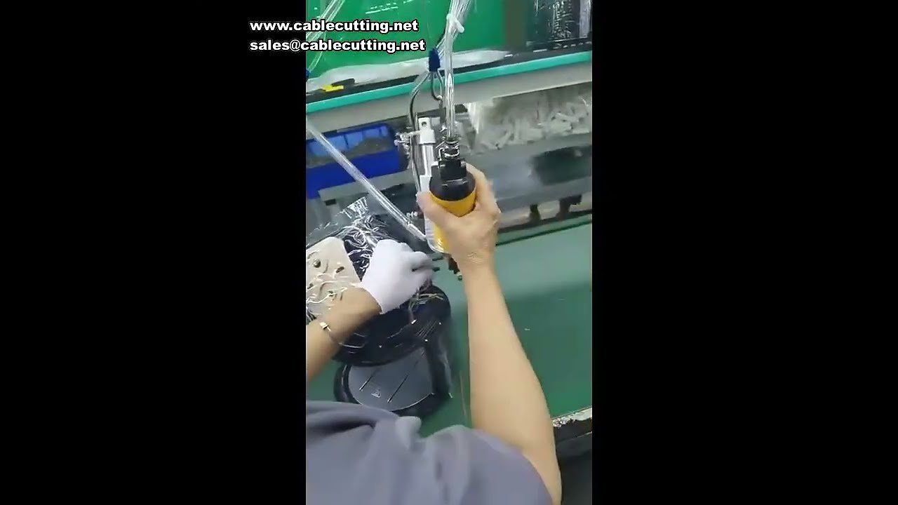 Automaattinen puristuskone pääteholkeille, valkoinen nänniliitin, johdinliitin