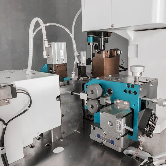 Auto Kaapeli Strip Crimp Twist Kone Thumb